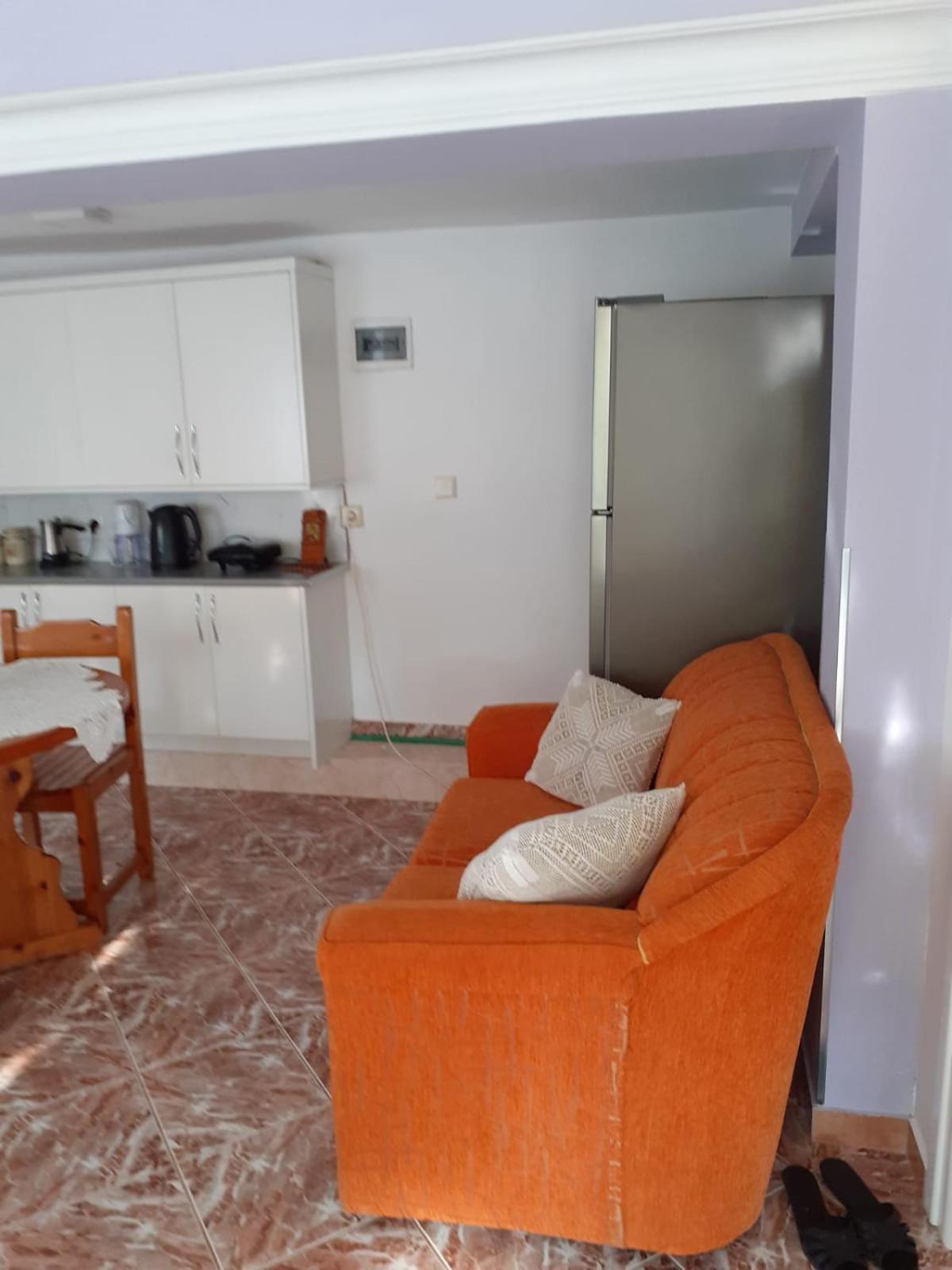 Coral Guesthouse Sarande Exterior photo